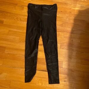 Women’s Koral leggings. Black. Size S